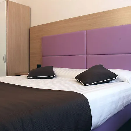 Esperanza Ξενοδοχείο 2*