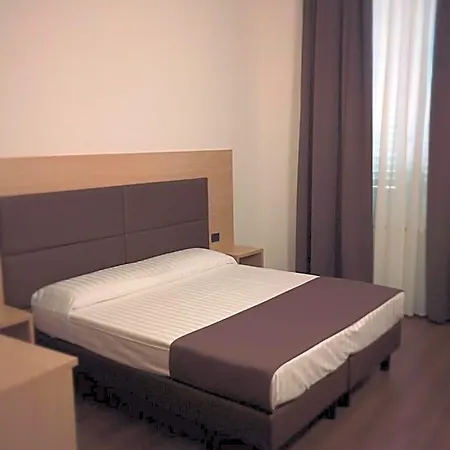 Hotel Esperanza 2*