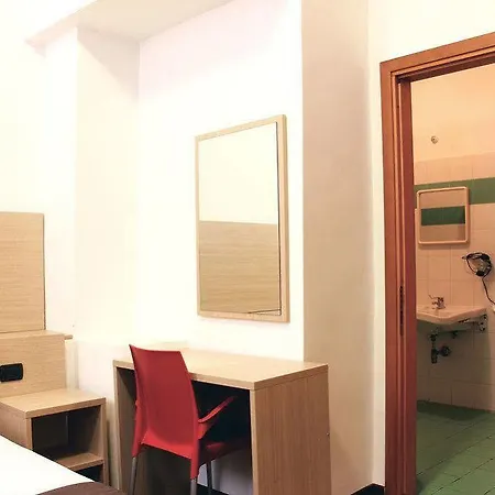 Esperanza Hotel 2*