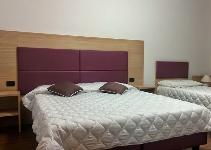 Esperanza Отель