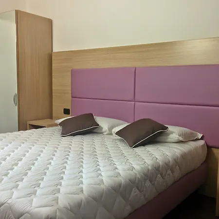 Esperanza Otel
